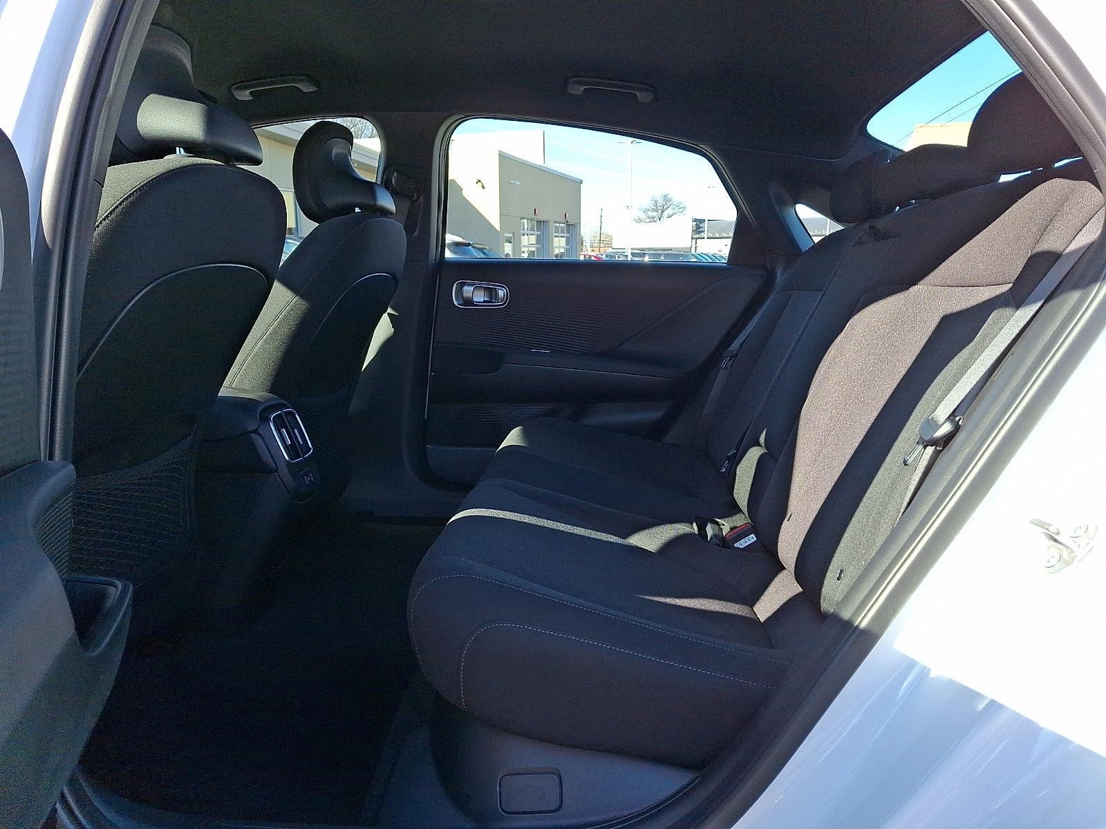 2024 Hyundai IONIQ 6 SE