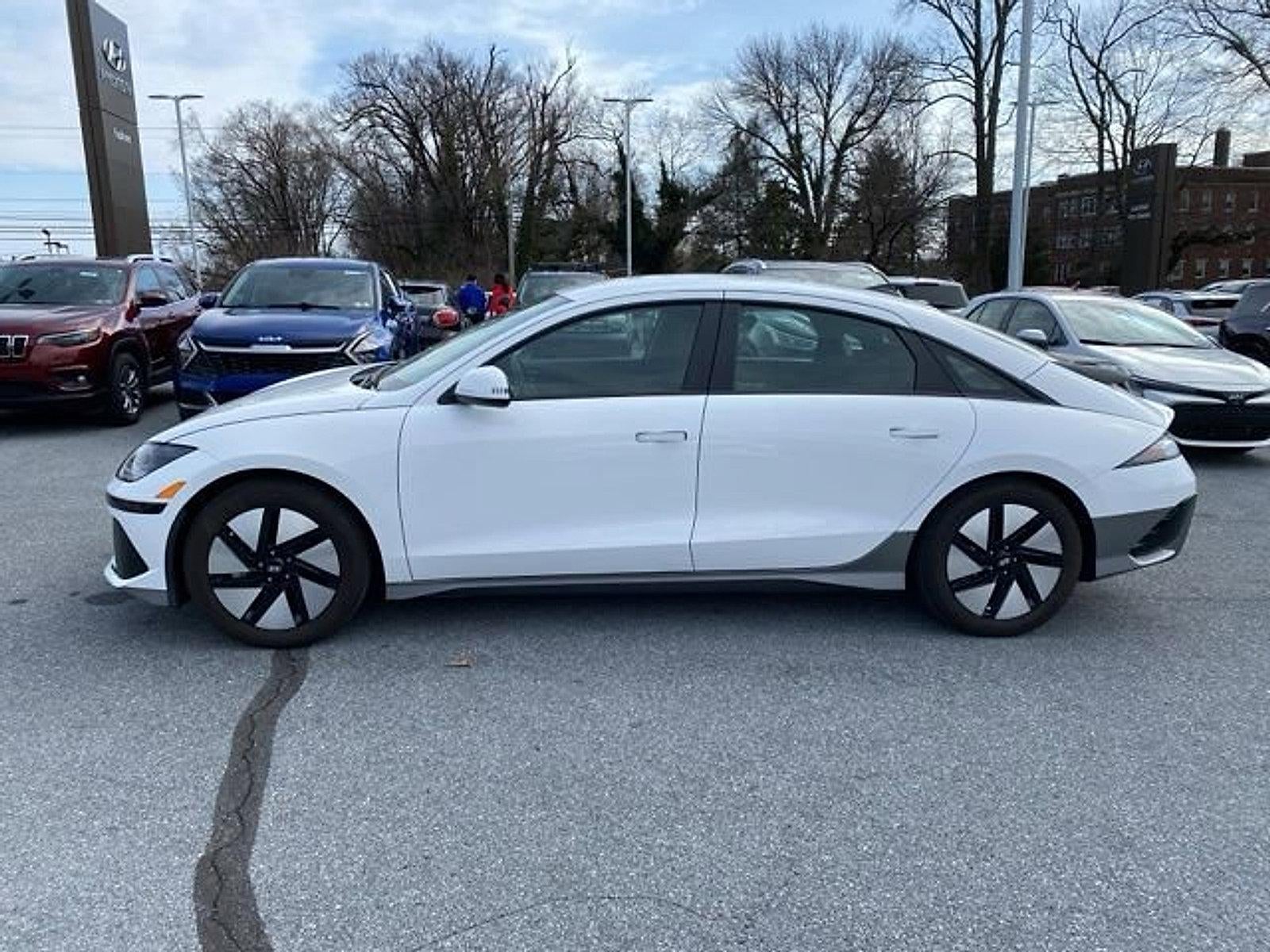 2024 Hyundai IONIQ 6 SE