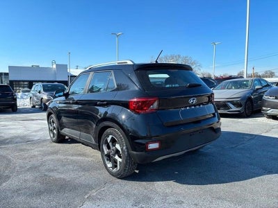 2023 Hyundai VENUE SEL