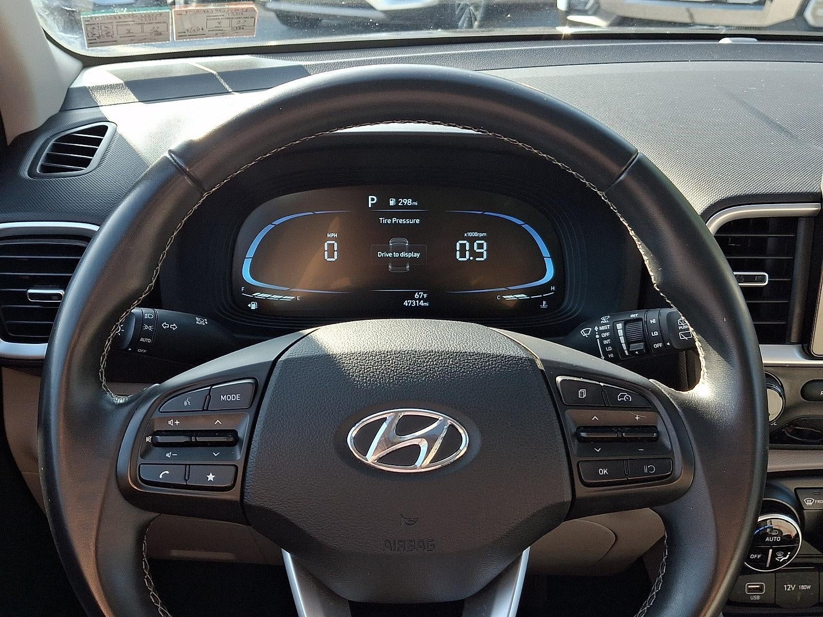 2025 Hyundai VENUE SEL